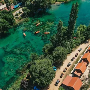  Lodge River Huts Zrmanja Croatie